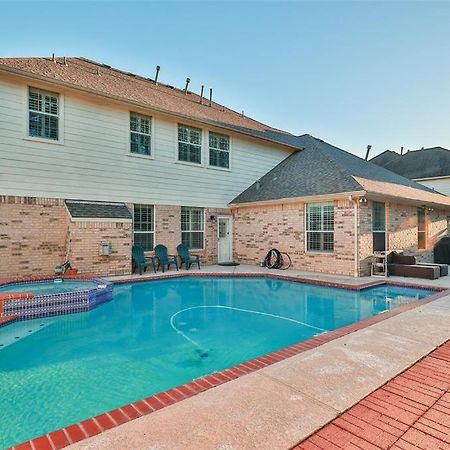 Royce Mini-Mansion With Heated Pool & Spa Houston Exterior foto