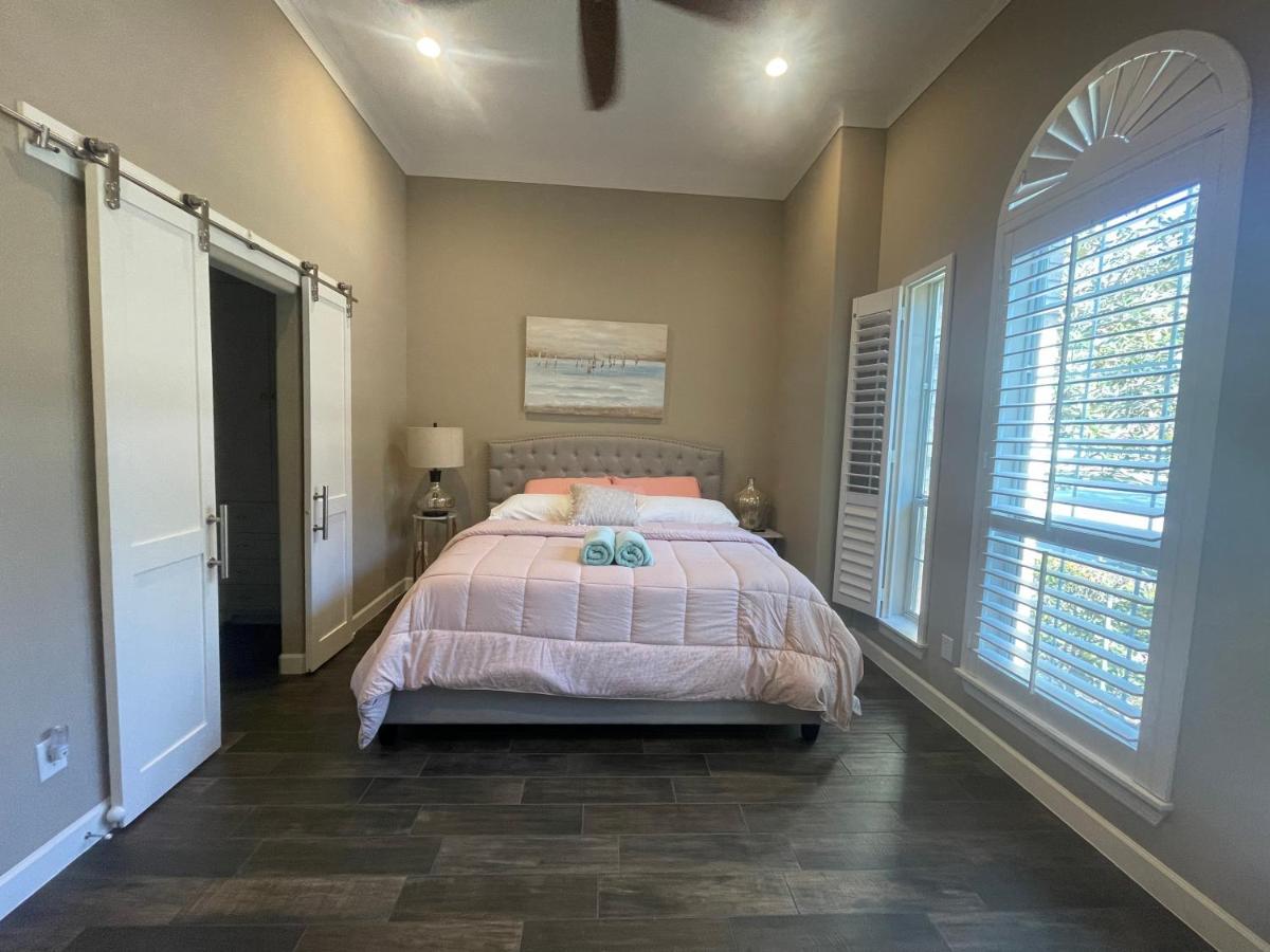 Royce Mini-Mansion With Heated Pool & Spa Houston Exterior foto