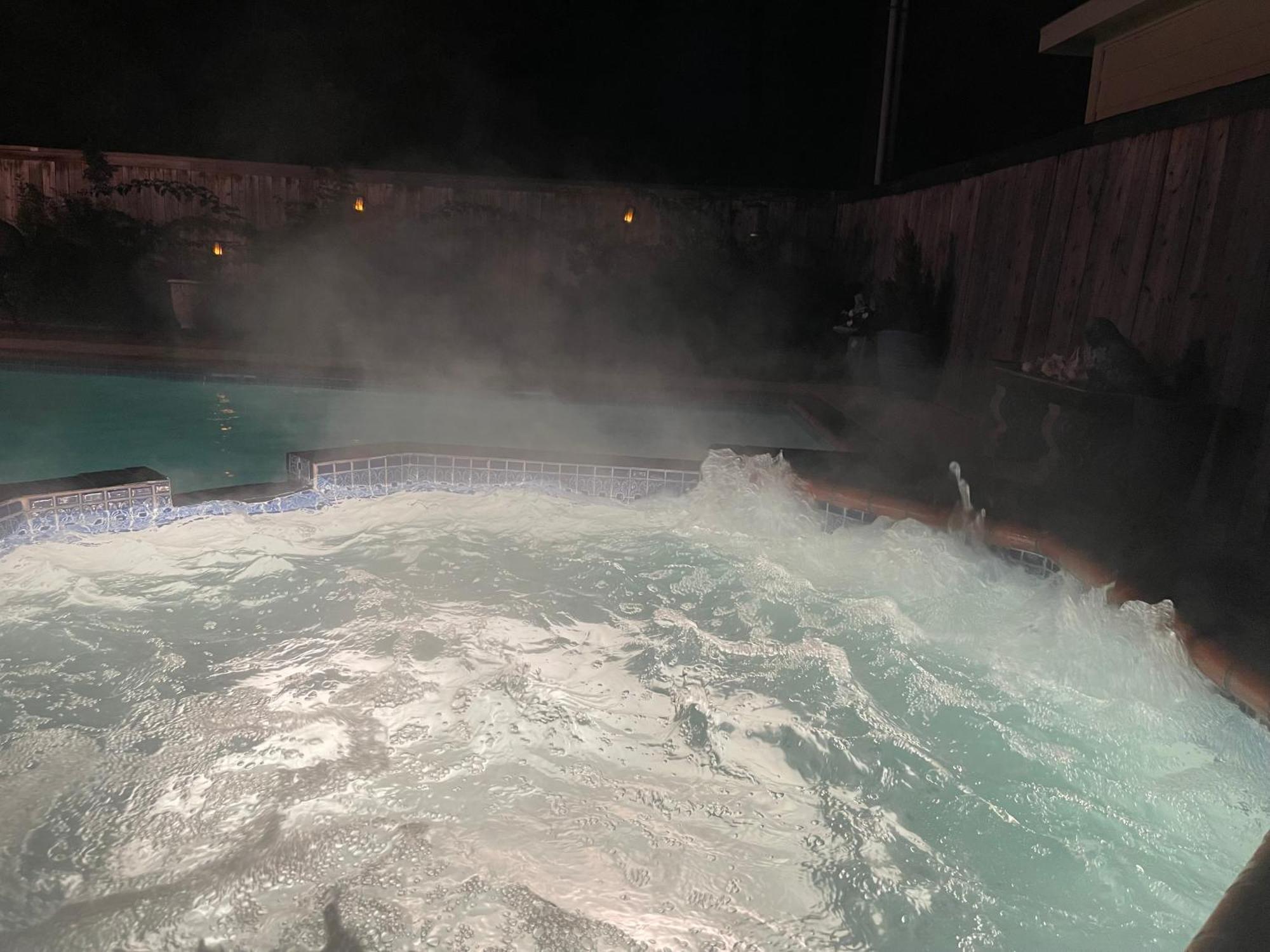Royce Mini-Mansion With Heated Pool & Spa Houston Exterior foto