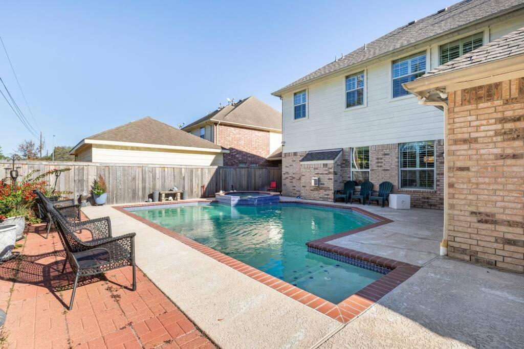 Royce Mini-Mansion With Heated Pool & Spa Houston Exterior foto